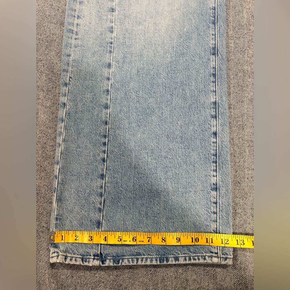 Mother The Pipe Dream Button Sneak High Rise Jeans in Leap At The Chance | 24 - Picture 11 of 14